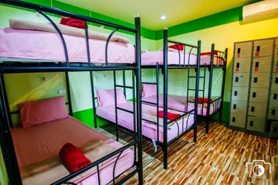 6인 혼성 도미토리 침대 A — Venus Resort